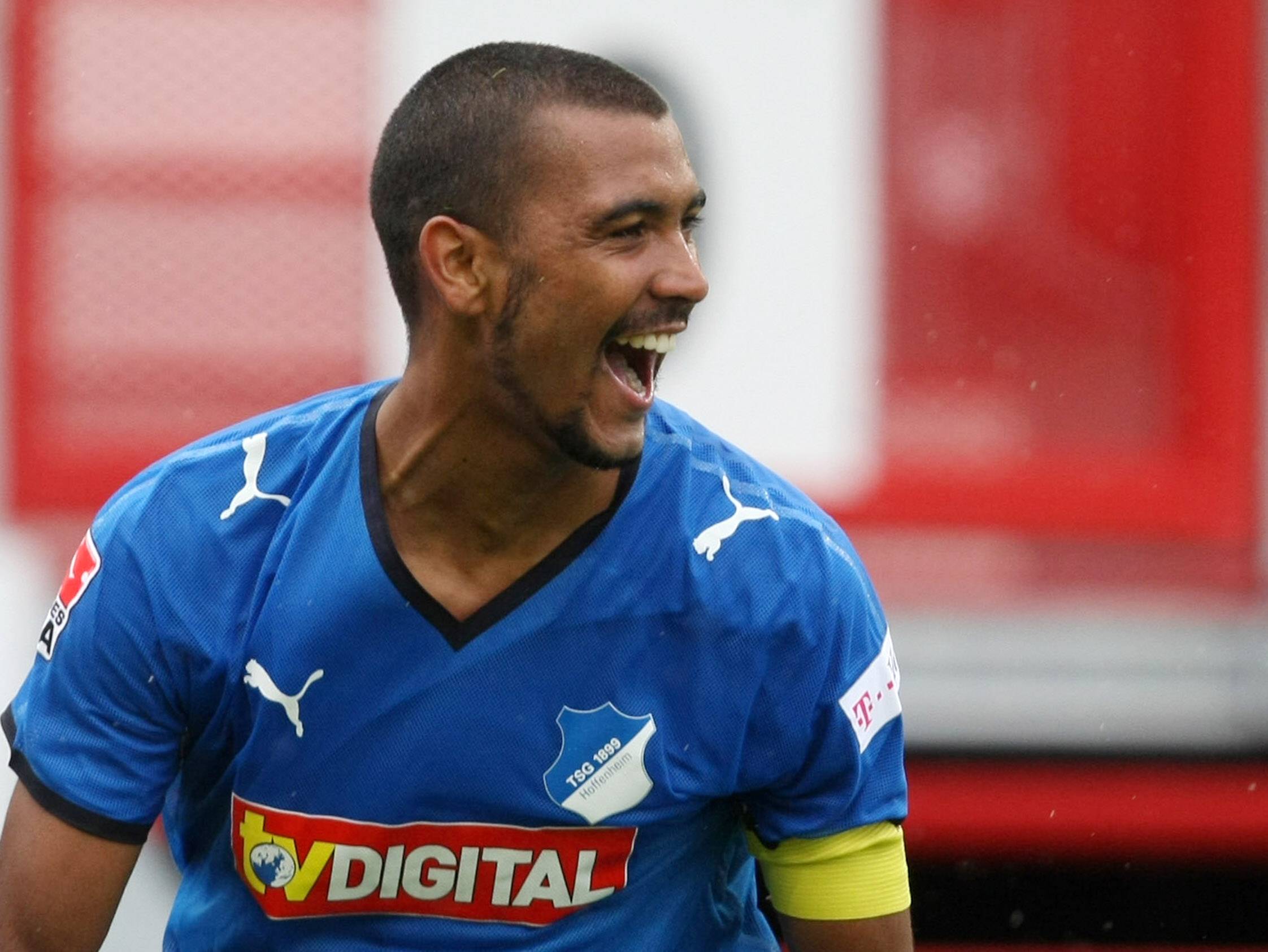 Wenn „alte Männer“ Kult werden — Friedhelm Funkel am 29.09.2019 als Trainer von Fortuna Düsseldorf. Foto: Imago Images